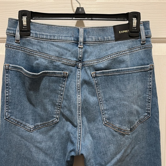 Express High Rise Flare Jeans - Picture 5 of 5